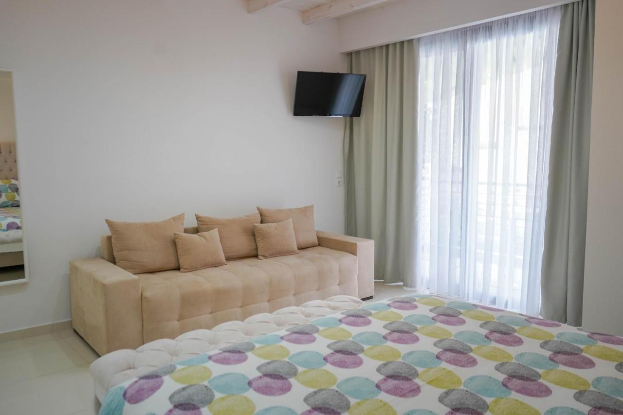 Liberte Maisonettes ปาร์กา ภายนอก รูปภาพ